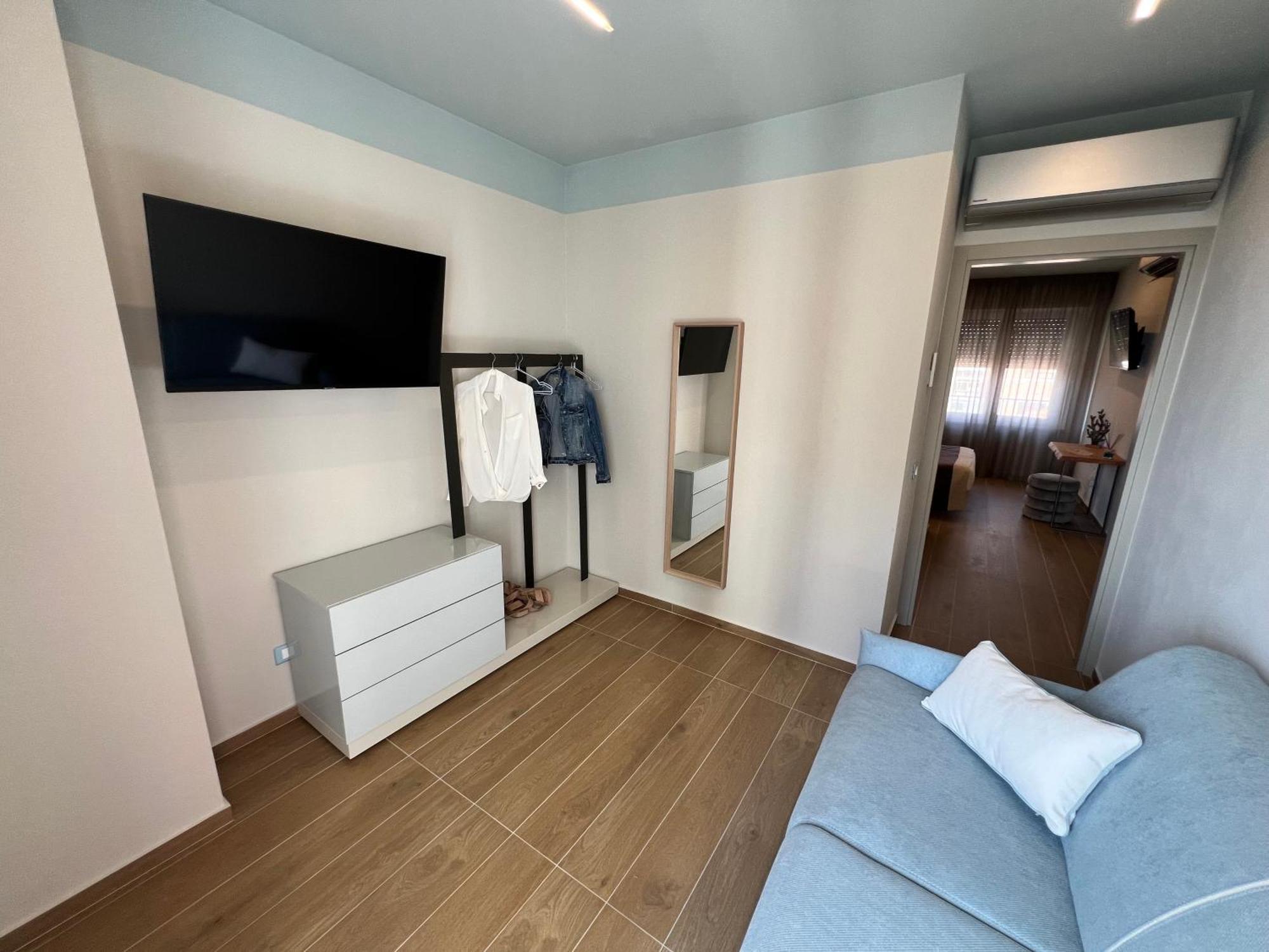 Luci Sul Mare -Boutique Rooms Follonica Bagian luar foto