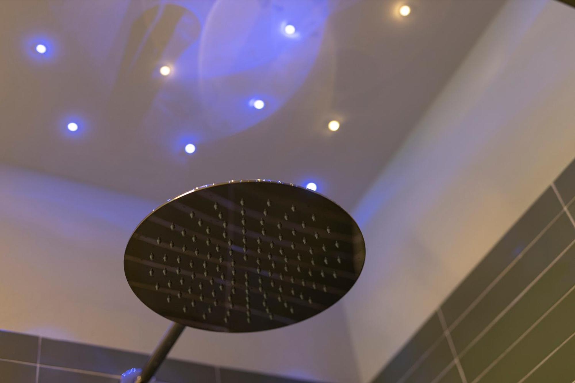 Luci Sul Mare -Boutique Rooms Follonica Bagian luar foto